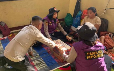 Polri Berikan Konseling dan Trauma Healing bagi Korban Gempa di Manggarai Barat