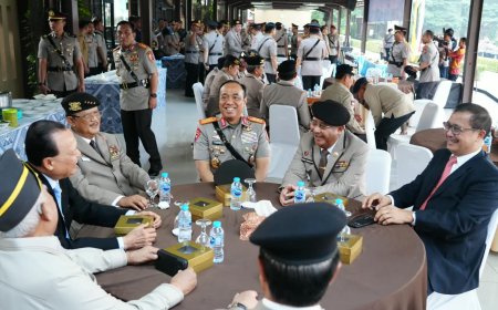 Momen Istimewa Hari Juang Polri, Para Mantan Kapolri dan Wakapolri Berkumpul di Mabes Polri